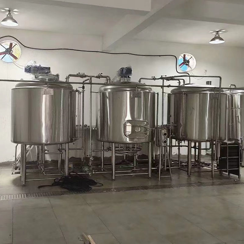 香河精酿啤酒设备厂—如何延长精酿啤酒设备的使用寿命
